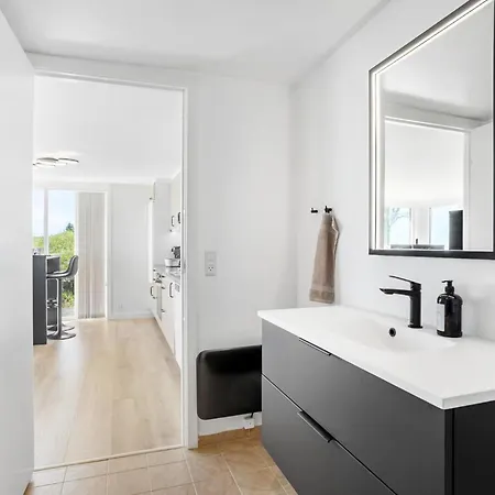 Lovely In Nyaraló *